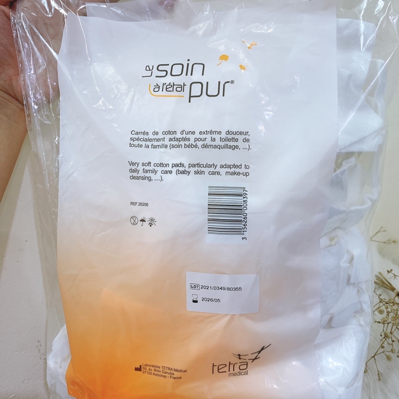 Bông tẩy trang Pháp Tetra Medical Carrés de Coton 600 miếng
