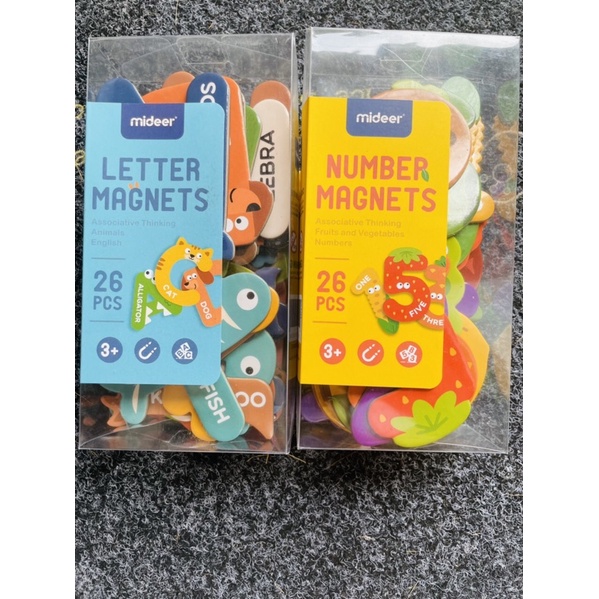 Mideer Magnet Letters- Bảng chữ cái nam châm hình các con vật bằng tiếng Anh cho bé học chữ