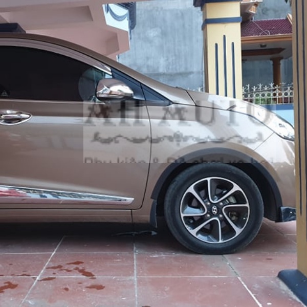 Cua Lốp Hyundai I10 Mẫu Thể Thao Chống Xước Và Chống Va Quẹt Xe