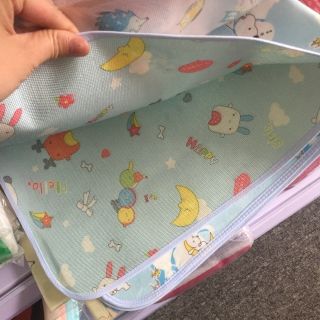 Chiếu lụa điều hoà 3d cho bé