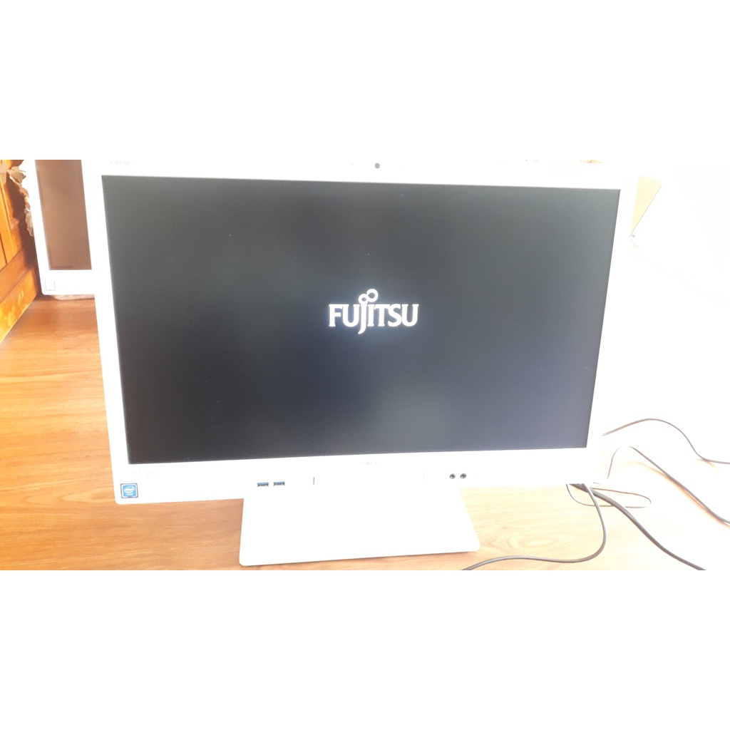 Máy All In One  Fujitsu K557 hàng Nhật màn 24 FullHD IPS màu siêu đẹp