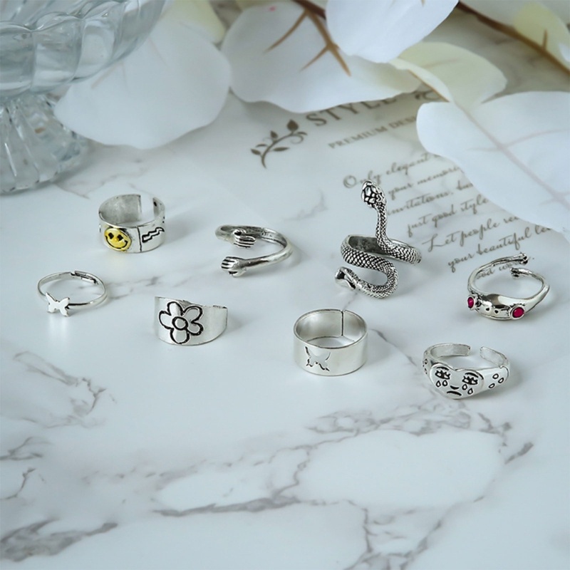 Set 8 Nhẫn Đeo Tay Họa Tiết Mặt Cười / Rắn / Bướm Phong Cách Retro
