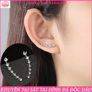 Khuyên tai sát tai đính đá gồm 7 viên đá được đính theo hình vòng cung vô cùng độc đáo và cá tính cho nữ KT-30