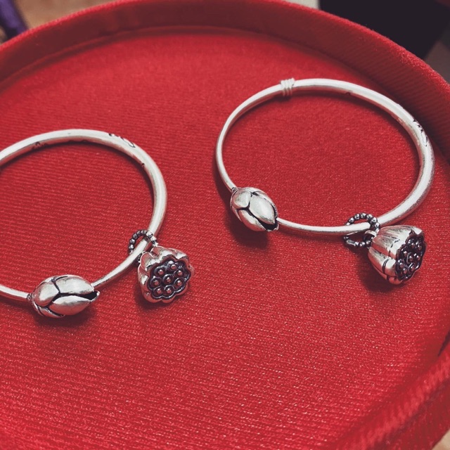 Kiềng tay charm nụ sen - đài sen