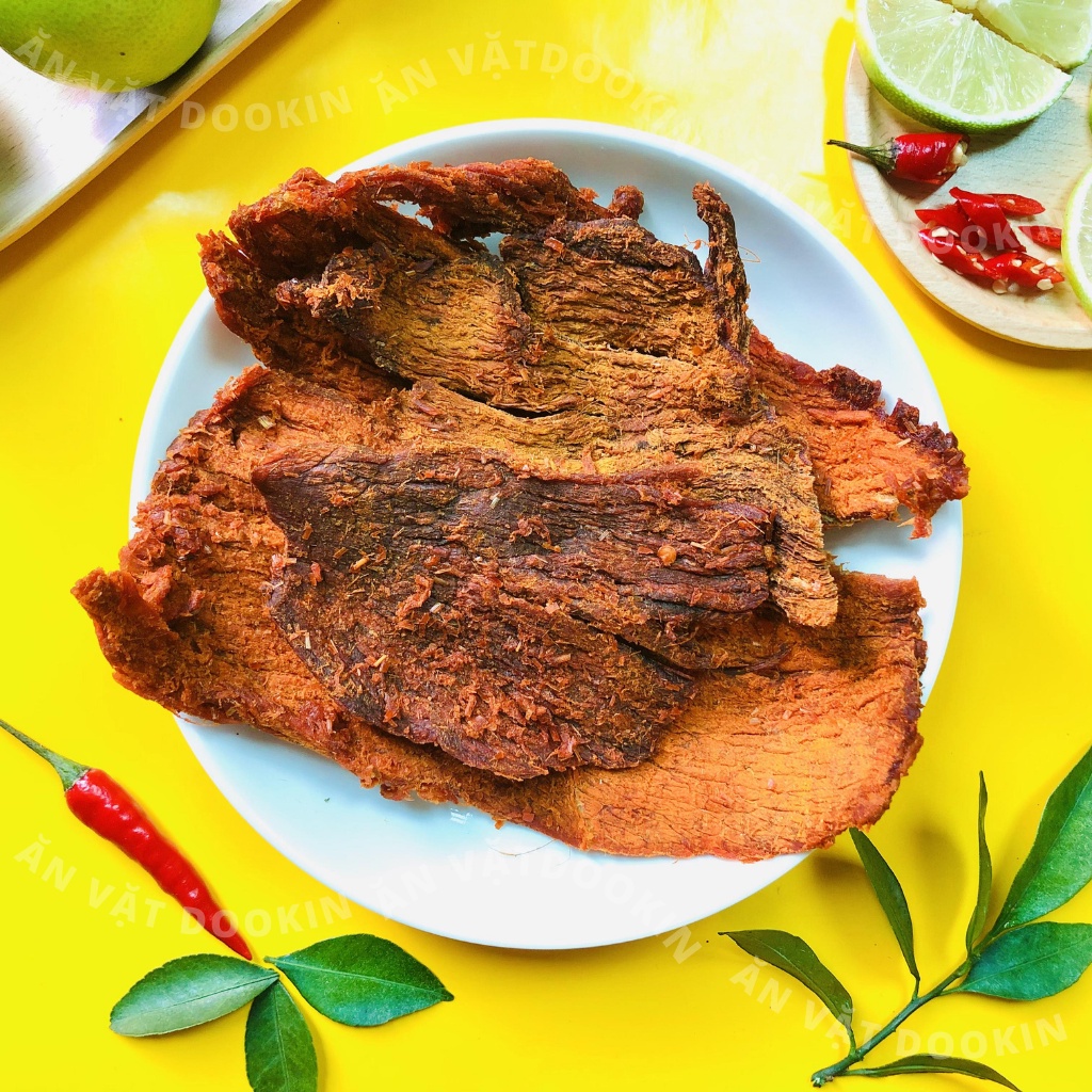 Khô bò miếng mềm đặc biệt loại 1 200g DooKin đồ ăn vặt vừa ngon vừa rẻ | BigBuy360 - bigbuy360.vn