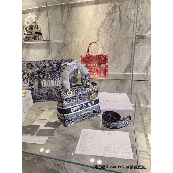 Túi xách Diỏr d lite sz 24 hàng super vip thêu toàn bộ