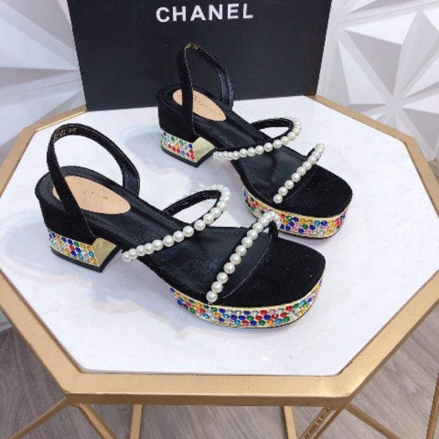 Giày xuồng đính đá