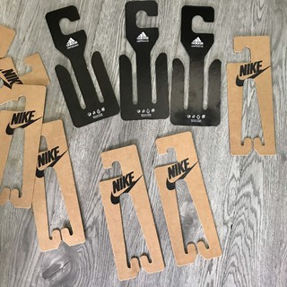 Móc treo giày dép nike adidas