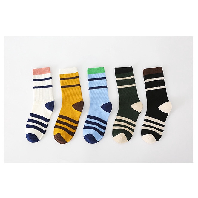 Vớ Tất thể thao cao cổ Nam Nữ phong cách trẻ trung và năng động.