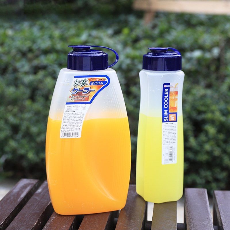 Bình nước nhựa cao cấp Nakaya của Nhật loại 1 lít và 2 lít