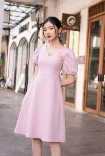 VÁY HỒNG DÁNG XOÈ