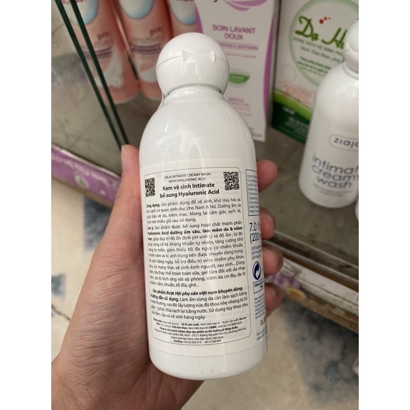 Dung dịch vệ sinh INTIMA CREAMY WASH