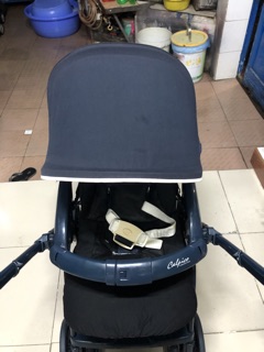 Xe đẩy 2 chiều Combi Calpico