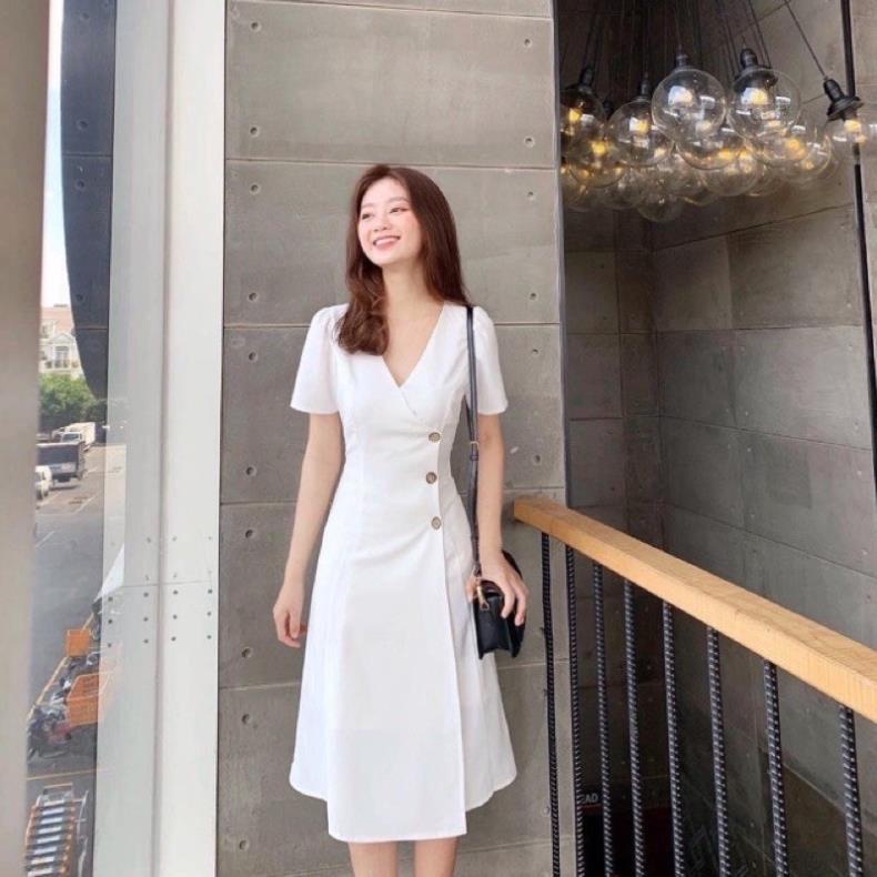 Đầm váy cổ v nút dừa 2 màu (kèm hình thật) | BigBuy360 - bigbuy360.vn