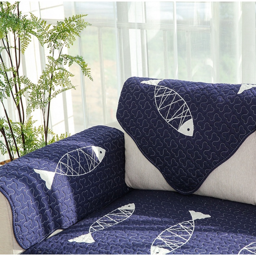 Thảm Sofa Họa Tiết 5 Con Cá Xanh Đen Chất Liệu Cotton Mềm Mại - TSF014