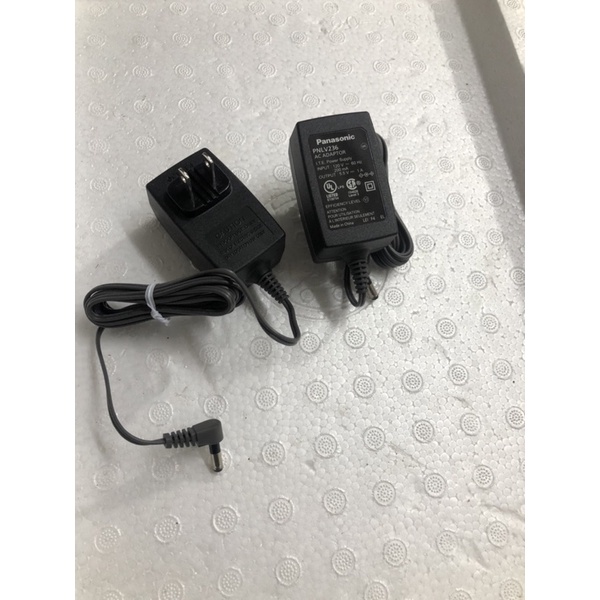 Sạc điện thoại mẹ bồng con panasonic 5,5V