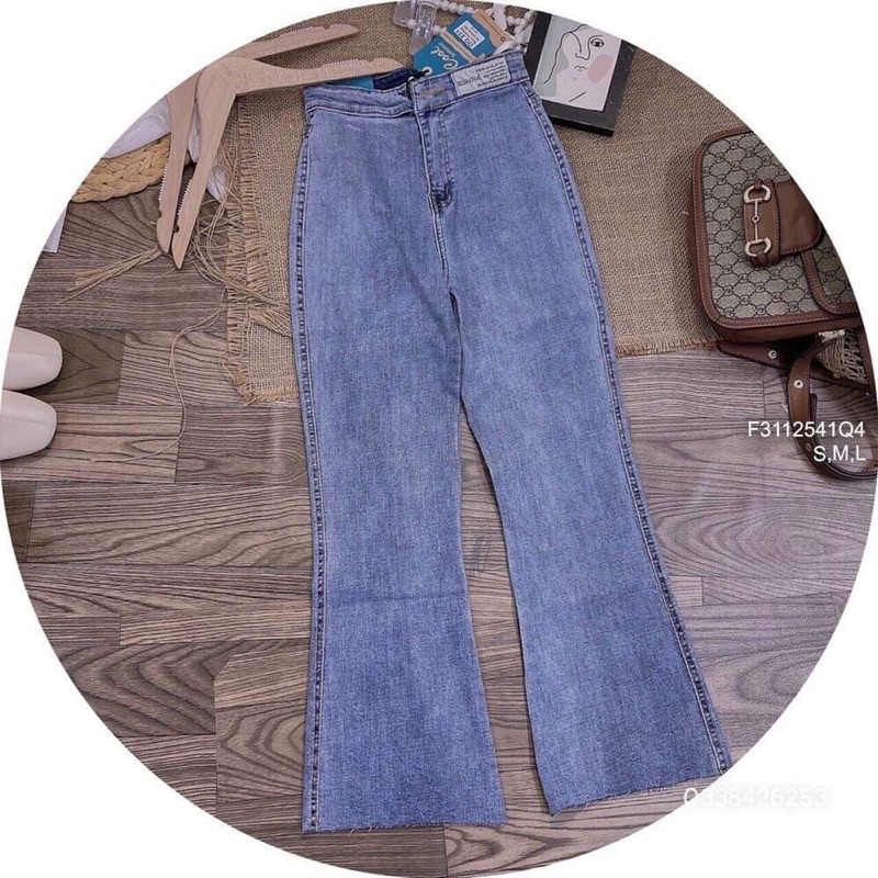 Quần jean lỡ ống loe lưng cao gắn mác! HÀNG VNXk | BigBuy360 - bigbuy360.vn