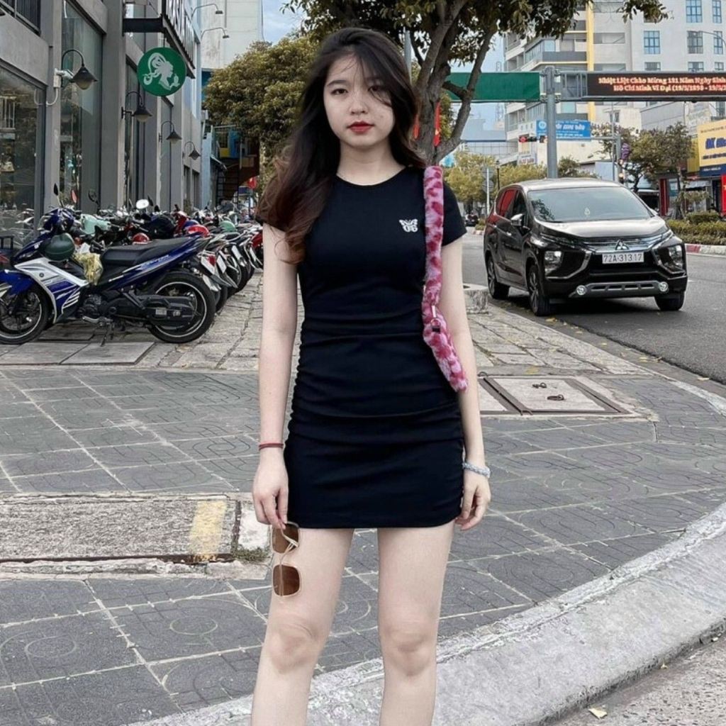 Đầm Dáng Ôm Body GenY Nhún 2 Bên Thêu Bướm Chuẩn Fom Chất Borip Lụa Mềm Mịn | BigBuy360 - bigbuy360.vn