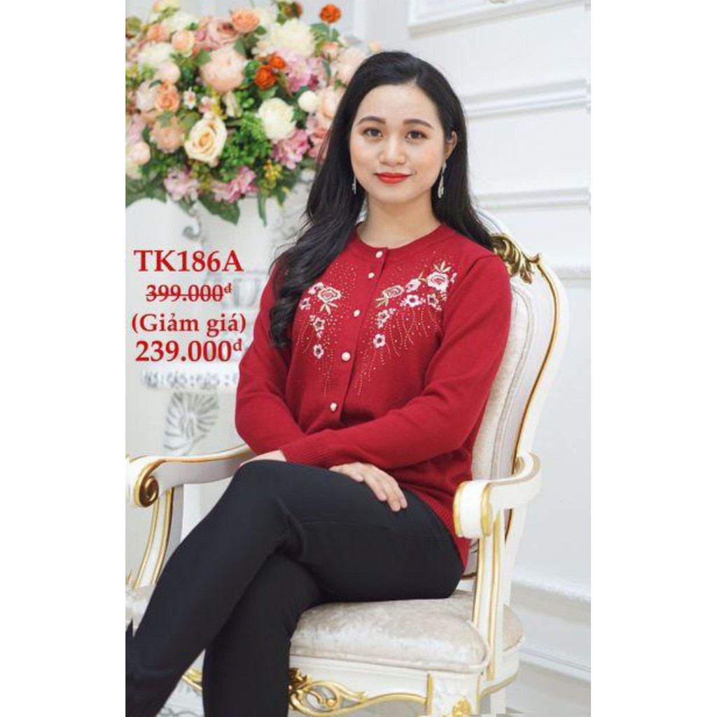 Áo khoác len phối nút thêu hoa có túi hàng dày đẹp