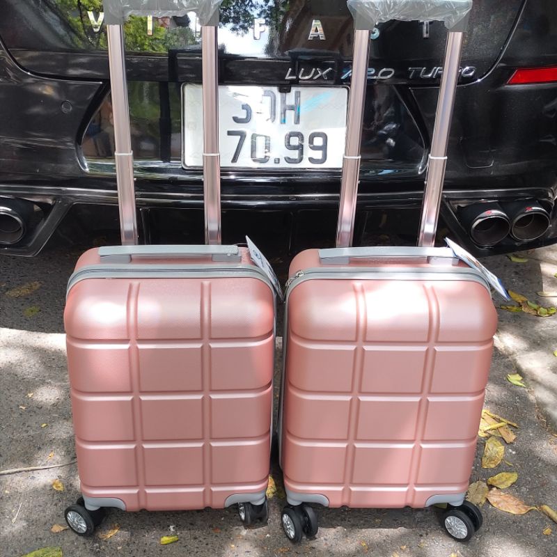 VALI KÉO NHỰA DẺO HÙNG PHÁT 16 INCH 839