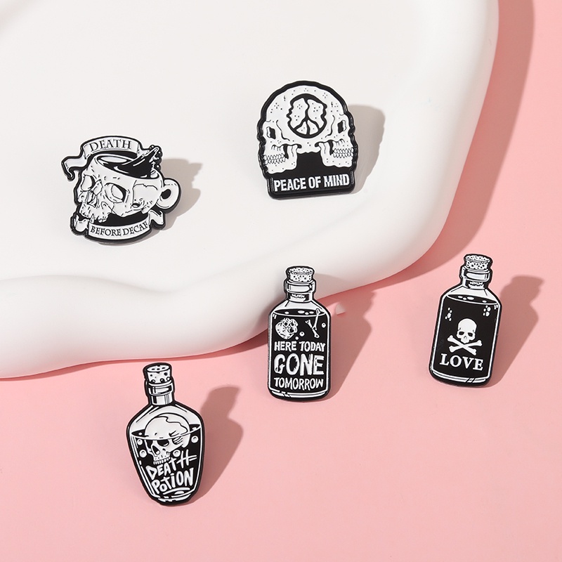 Ghim cài QIHE JEWELRY tráng men kiểu đầu lâu phong cách bụi bặm đường phố cá tính với 5 kiểu tùy chọn