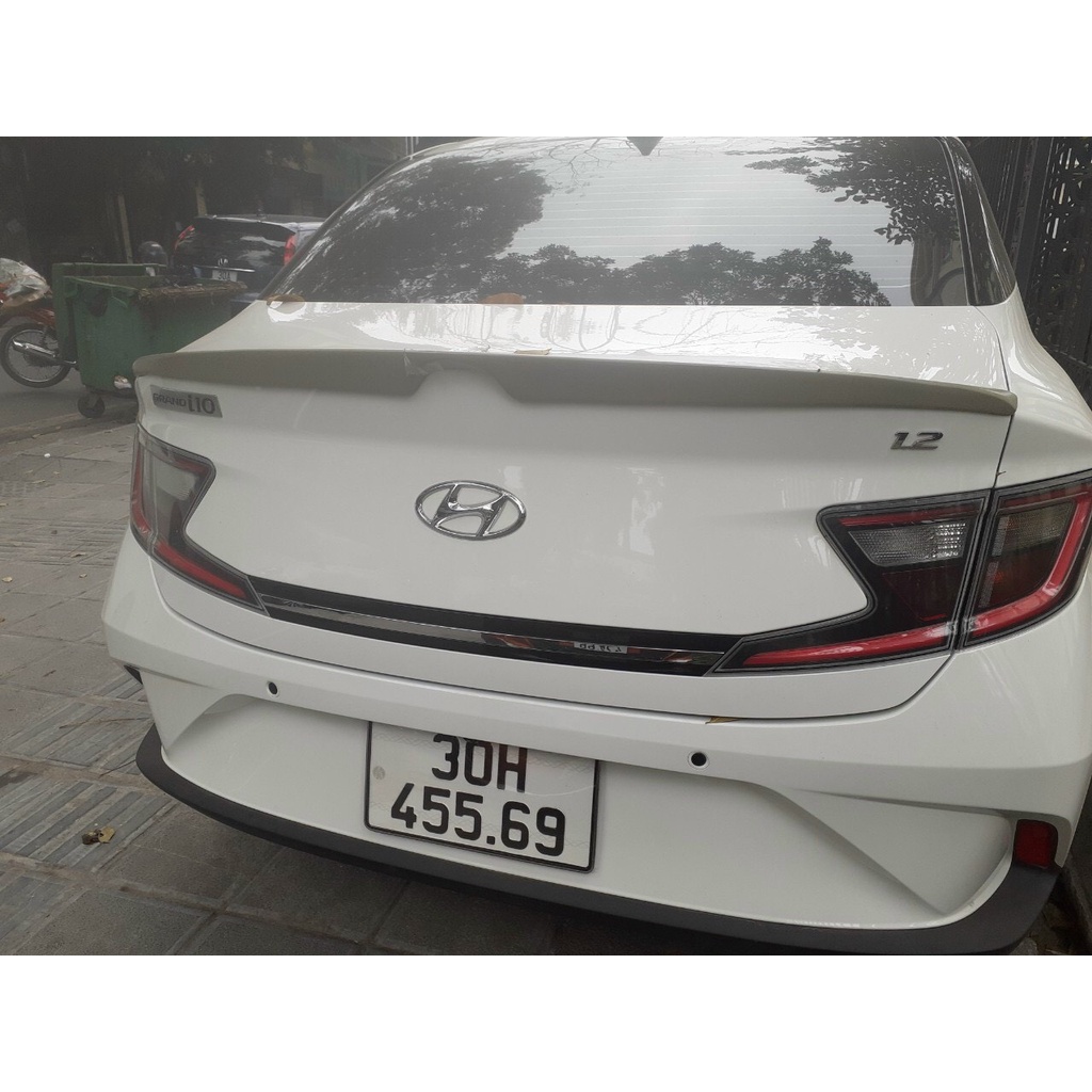 Đuôi gió thể thao, cánh lướt gió Xe Grand I10 Sedan 2021 2022- Hàng Mộc Chưa Sơn + Tặng kèm keo dính