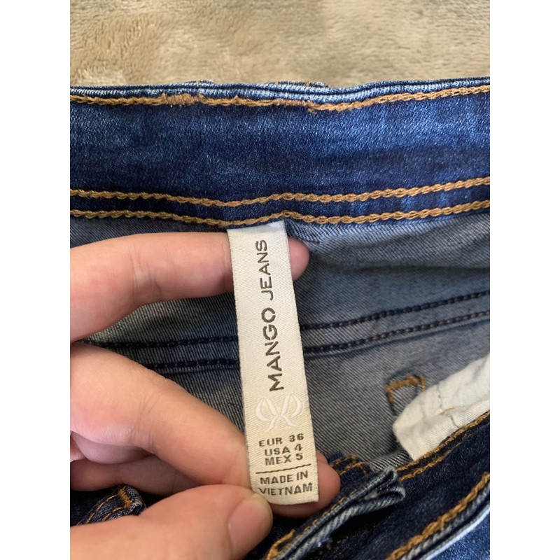 Áo sát nách newlook + quần bò mango thanh lý