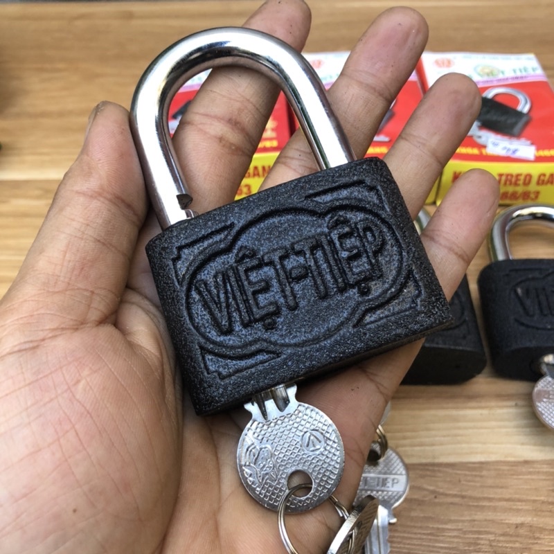 Khoá cổng VIỆT TIỆP 440g mã 63-khoá cửa cổng chống trộm an toàn cho gia đình bạn hàng VIệt Nam-sản phẩm chính hãng