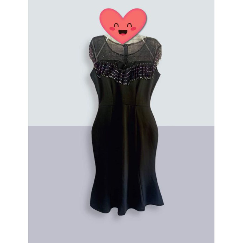 Đầm body đuôi cá tua rua sang trọng | BigBuy360 - bigbuy360.vn
