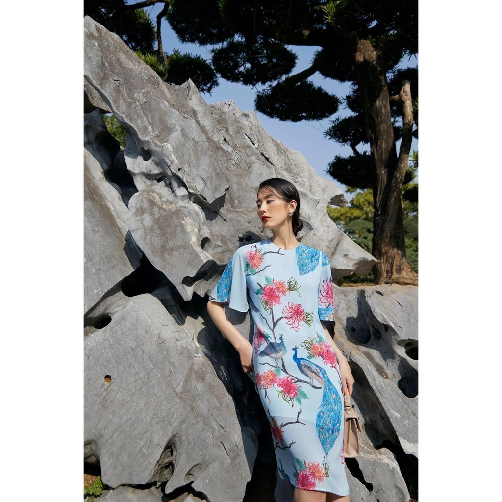 Ceci Cela - Đầm Peacock Dáng Suông Tay Rũ