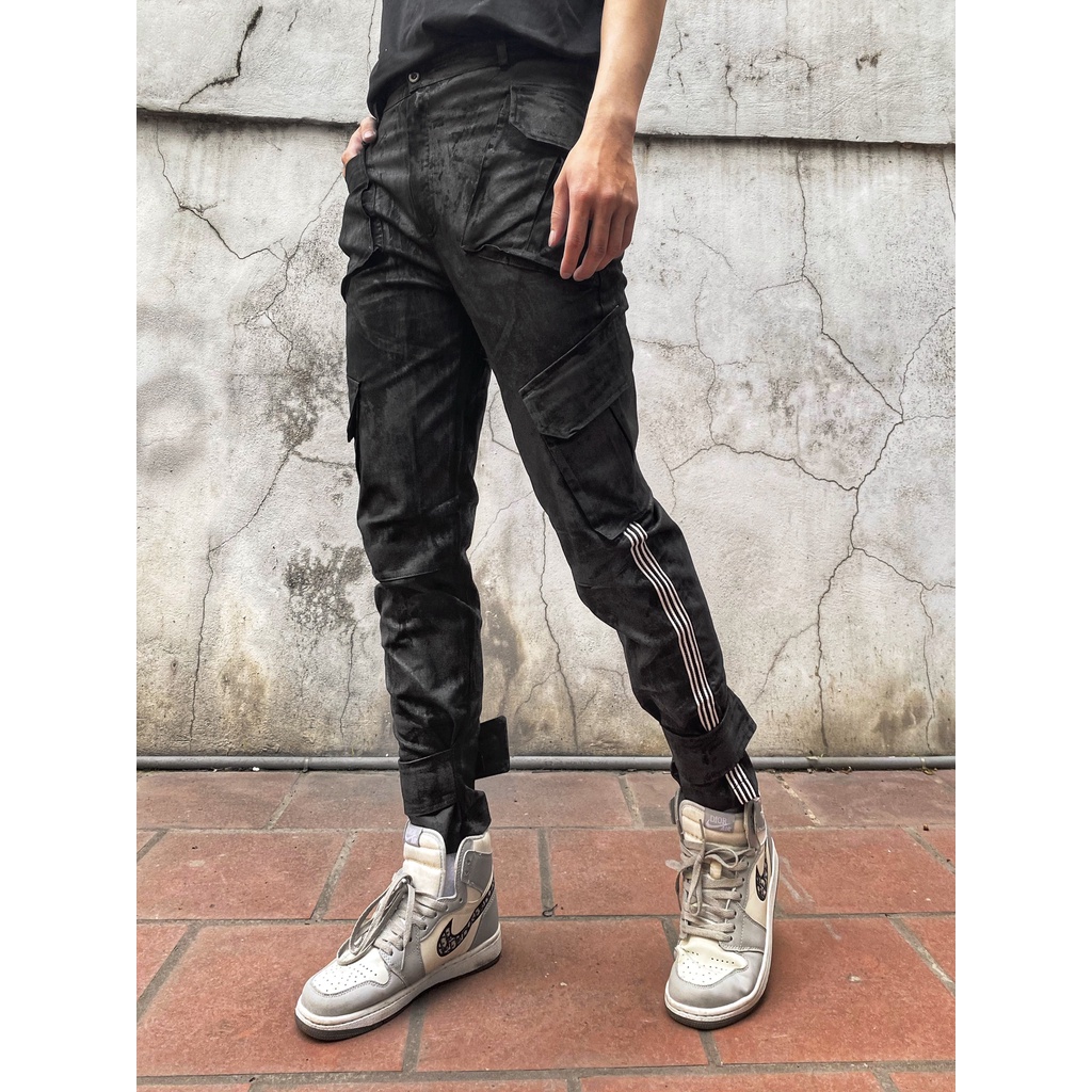 Custom by T.A.S - Skinny 3 Line Trắng Dán Gấu WAX