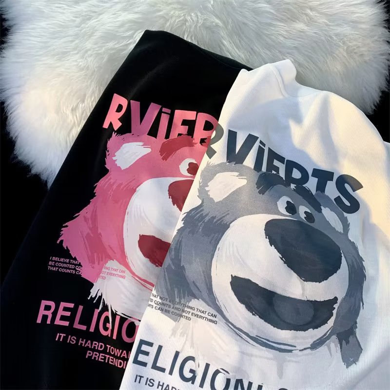 Áo Thun Tay Ngắn Dáng Rộng Mềm Mại Thoải Mái In Hình Gấu Và Dâu Tây Cho Nam