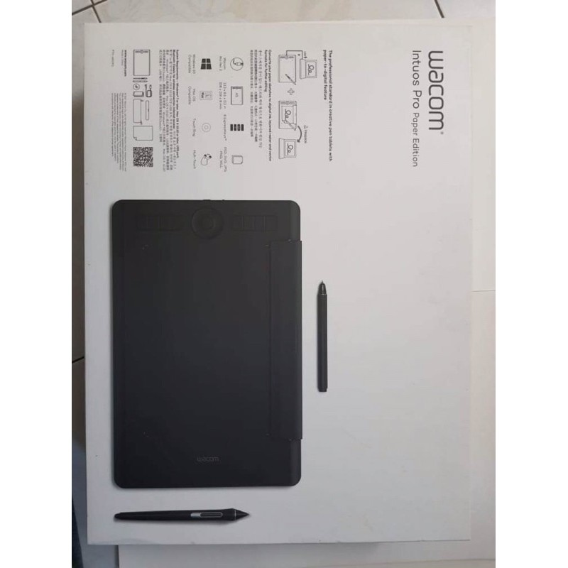 Pass lại bảng vẽ điện tử Wacom Intuos pro Paper M(PTH-660P)