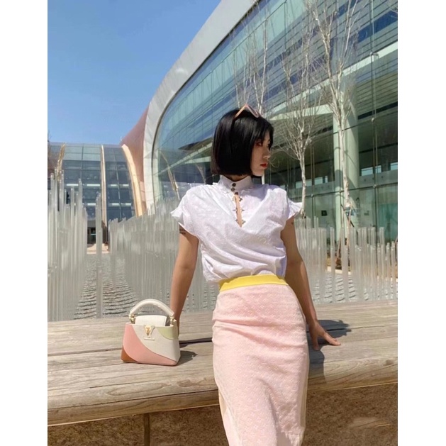 Áo sơ mi tay bèo cổ chữ V thương hiệu Louis Vuitton LV cao cấp