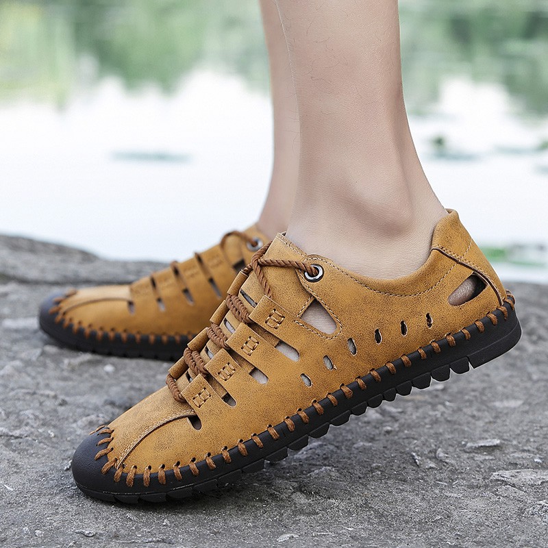 Men's mesh shoe with breathable design comfortable for outdoor activities