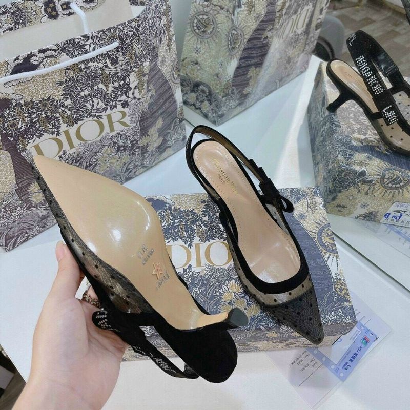 h(ẢNH THẬT) Sandal Lưới Chấm Bi 5p Mềm Êm Hàng Xịn Fullbox Bill Túi Giấy Cao Cấp