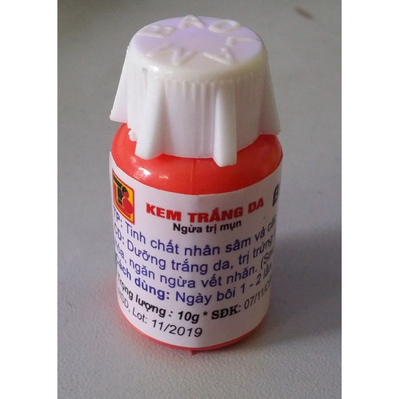 Bảo Lâm kem dưỡng trắng ngừa mụn lọ 10g