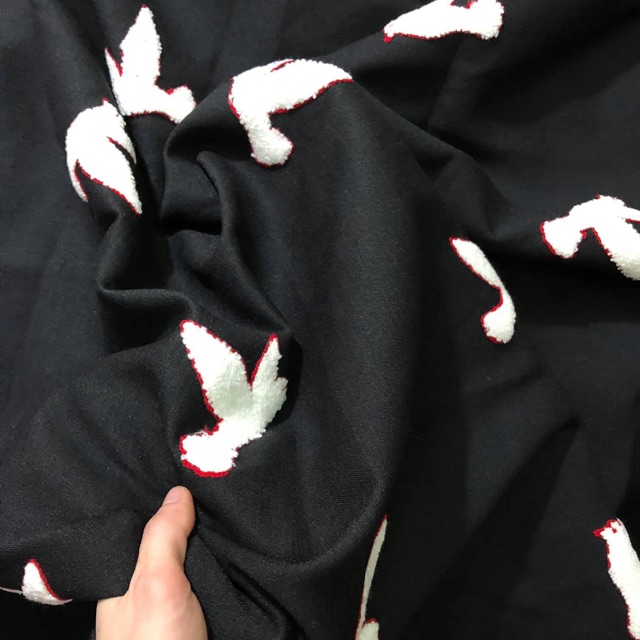 Tafta thêu chim nổi dày dặn giãn nhẹ 100k/2,2mx1,5