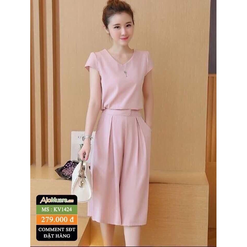 sale sét bộ ống rộng cổ tim thới trang trẻ trung | BigBuy360 - bigbuy360.vn