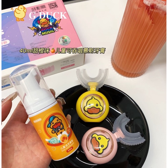 Bàn chải đánh răng trẻ em hình chữ U nhỏ màu vàng mới bàn chải đánh răng trẻ em 3-10 tuổi đầu bàn chải silicone
