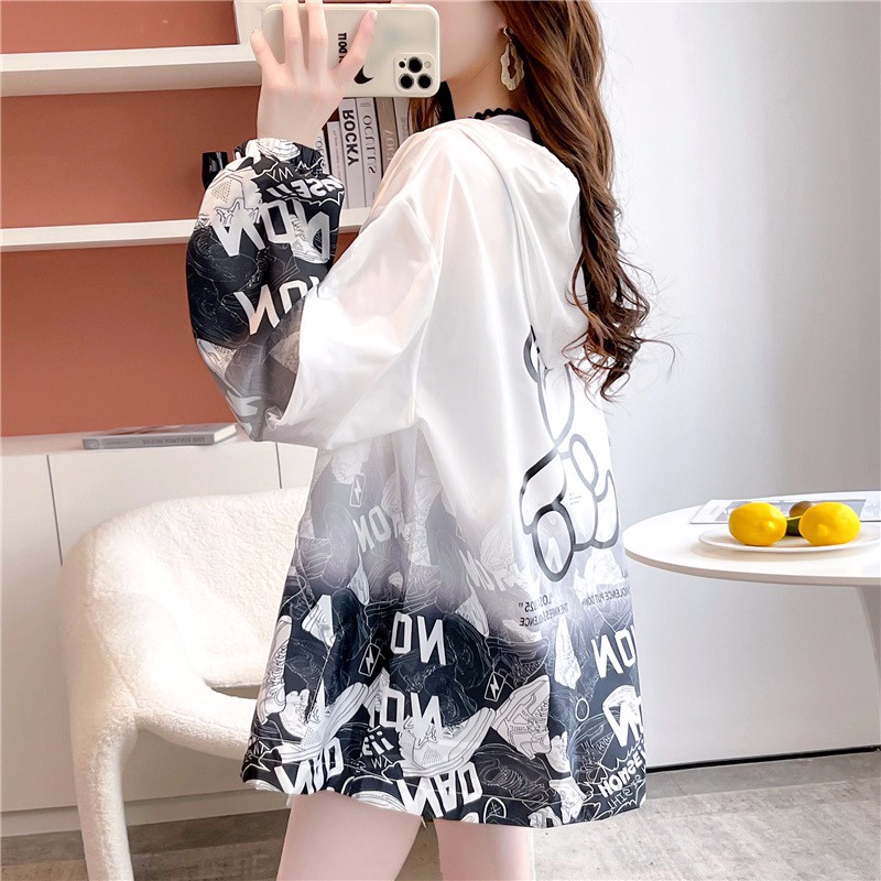 Áo Khoác Chống Nắng Vải Mỏng Dáng Vừa In Họa Tiết Graffiti Màu Gradient Thời Trang Mùa Hè Cho Nữ 2022