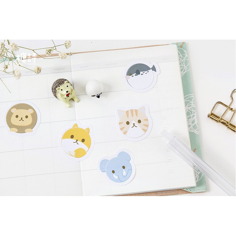 Hộp 45 miếng sticker mẫu động vật tròn