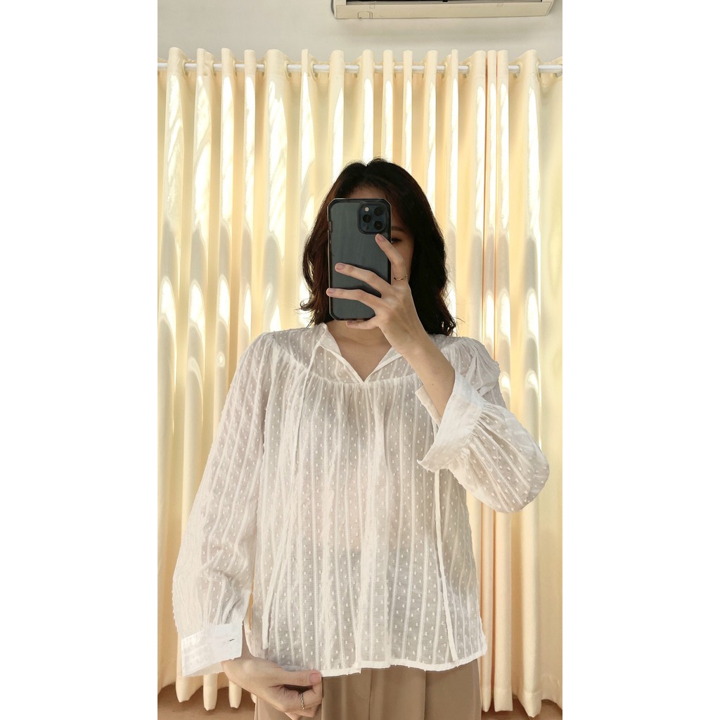 Happy Zoo - Áo tay dài cổ tròn nơ gòn trắng | BigBuy360 - bigbuy360.vn