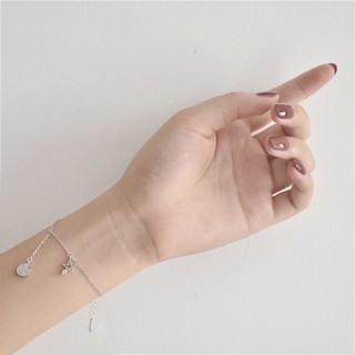 Lắc tay nữ trang sao dễ thương