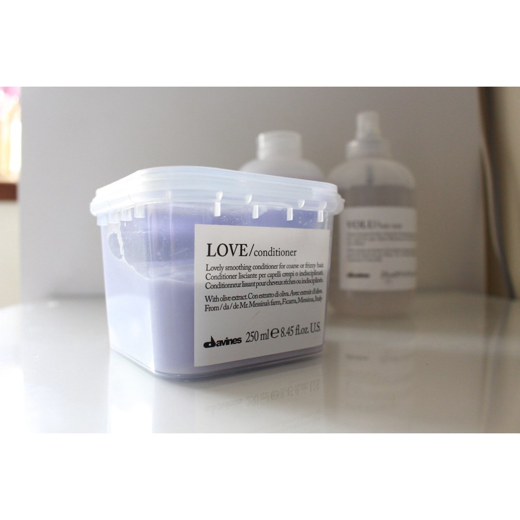 Dầu gội xả siêu mượt DAVINES LOVE SMOOTHING 250ML