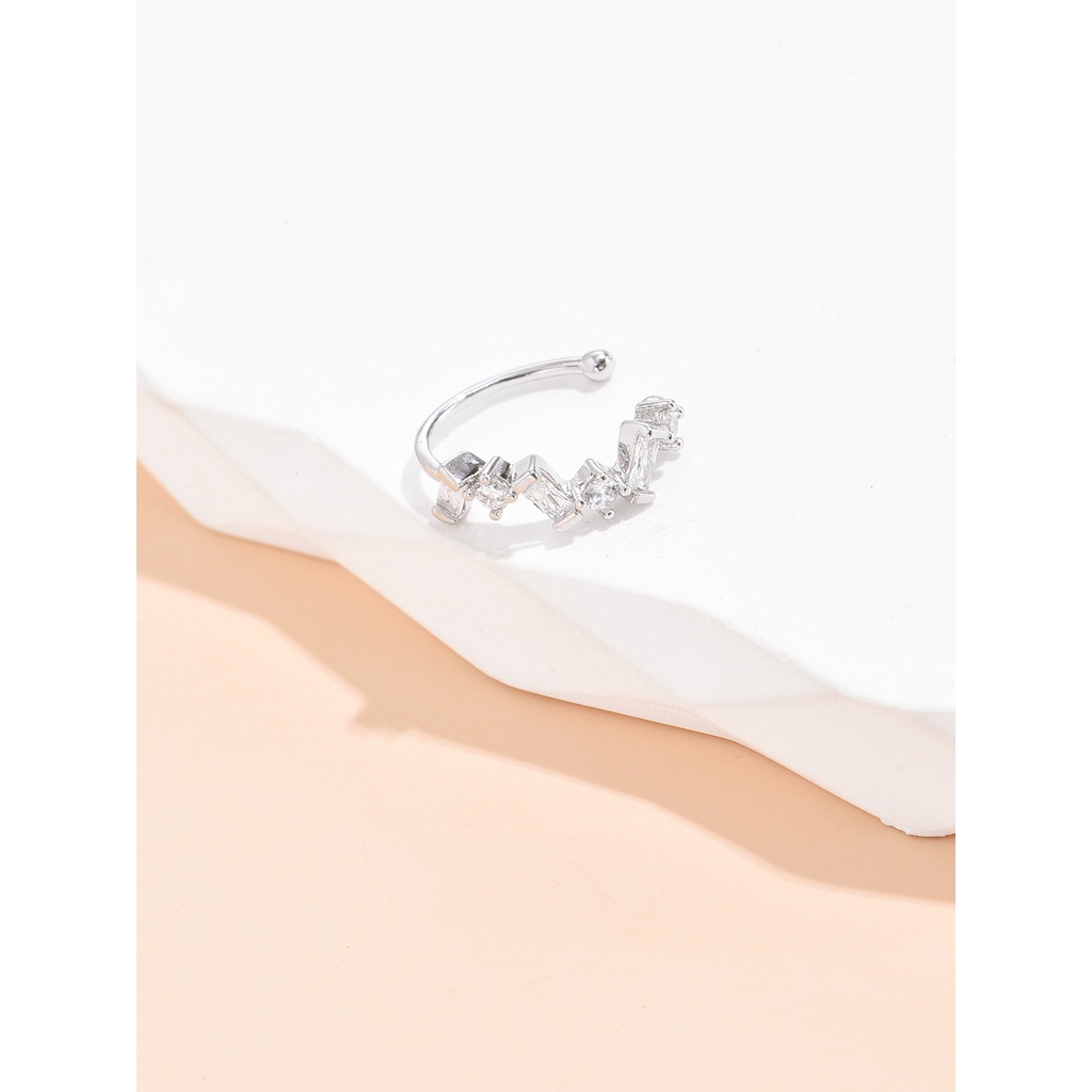 1 Khuyên Tai Tròn Bằng Thép Mạ Vàng Trắng 14K Thời Trang