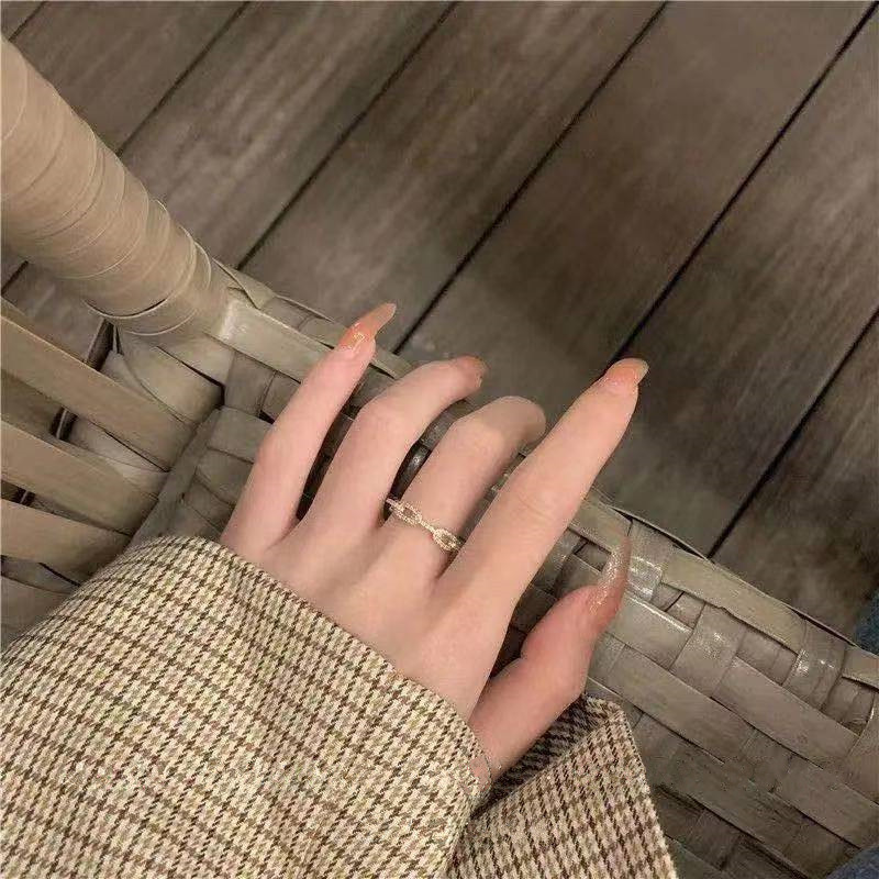 Nhẫn hở điều chỉnh được màu vàng đồng thời trang Hàn Quốc dành cho bạn nữ