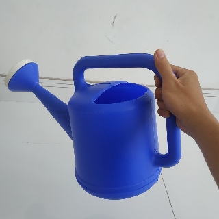 Bình Tưới Cây Tiện Lợi 5 Lít