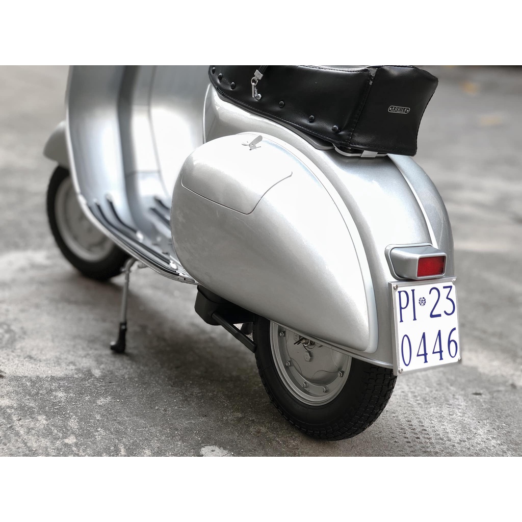 Xe Vespa GS 150 chạy được cho trẻ con phiên bản thu nhỏ của vespa gs chất liệu thép cao cấp màu xám trắng
