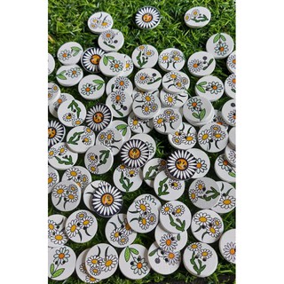 Sét 50 cúc gỗ hoa nhiều màu cỡ 2cm